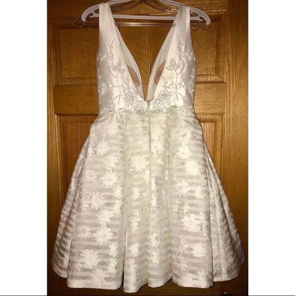 White shirt homecoming dress - Picture 3 of 3